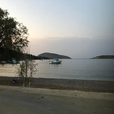 Nyaraló το μικρό σπίτι στο λιβάδι The Little House In The Meadow