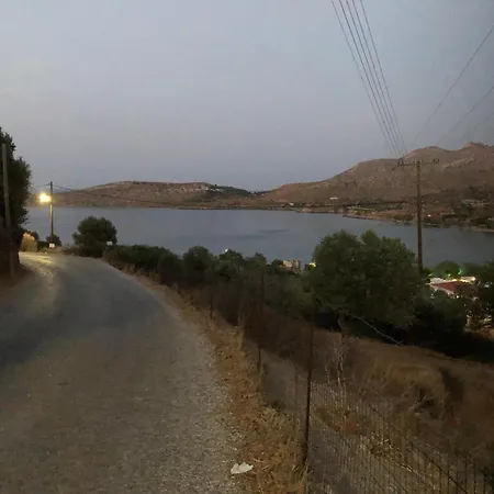 το μικρό σπίτι στο λιβάδι The Little House In The Meadow Case de vacanță