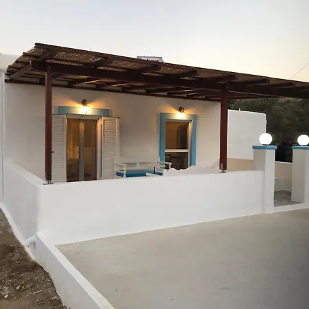 το μικρό σπίτι στο λιβάδι The Little House In The Meadow Case de vacanță Parthénion